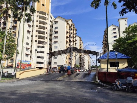 Apartment For Auction at Vista Lavender