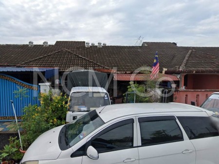 Terrace House For Auction at Taman Medan