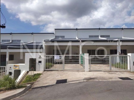 Terrace House For Auction at Taman Flamingo