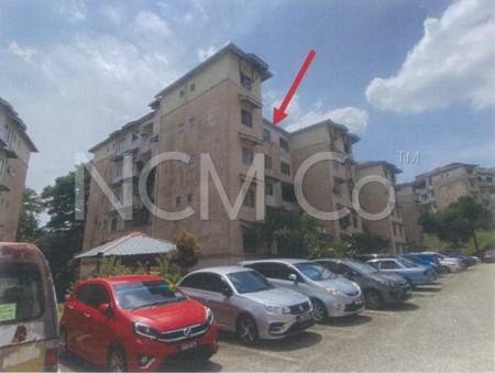 Apartment For Auction at Anggerik Apartment