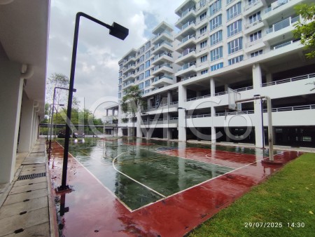 Apartment for Auction
