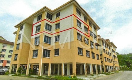 Apartment For Auction at Taman Impian