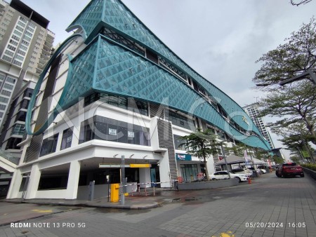 Office For Auction at One South Street Mall