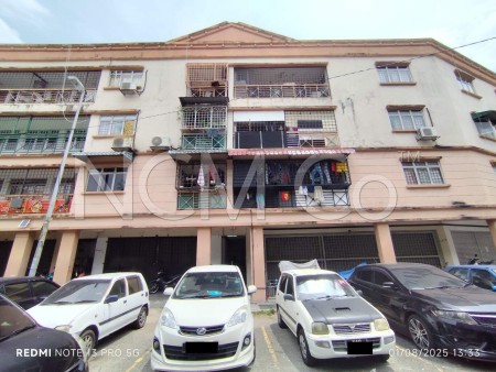 Apartment For Auction at Alpha Arena