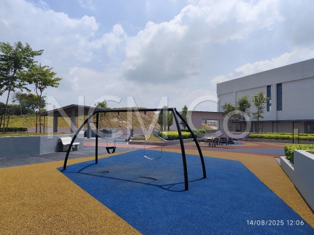 Apartment for Auction