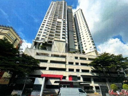 Apartment For Auction at Symphony Heights