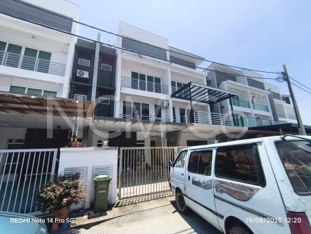 Terrace House for Auction