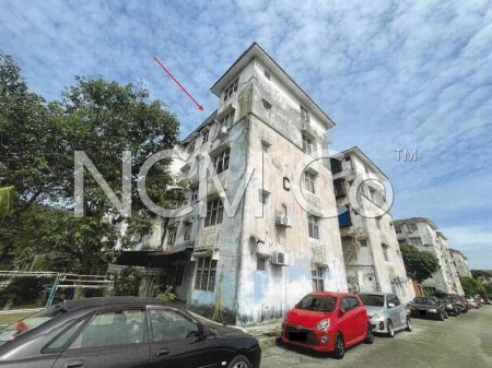 Apartment For Auction at Apartment Anggerik