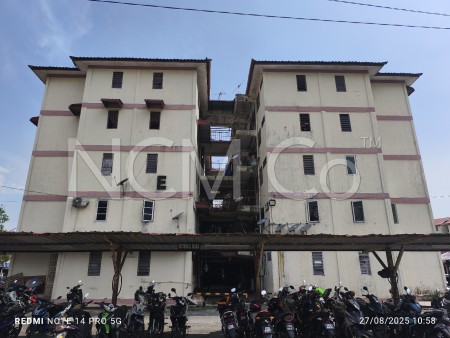 Flat For Auction at Pangsapuri Seri Pauh
