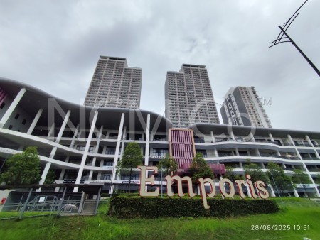 Shop For Auction at Emporis