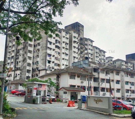 Apartment For Auction at Pangsaria