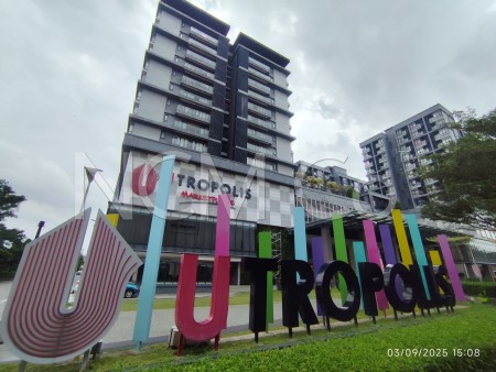 Serviced Residence For Auction at Paramount Utropolis Suite