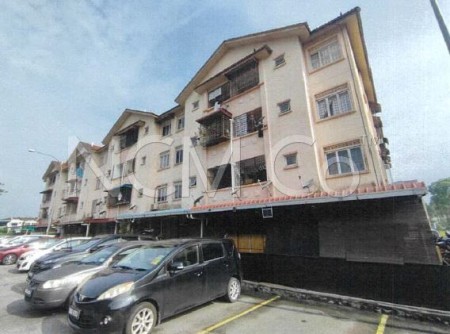 Apartment for Auction