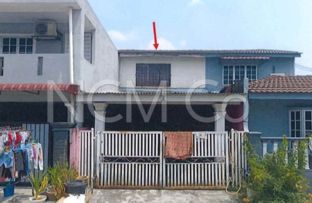 Terrace House for Auction