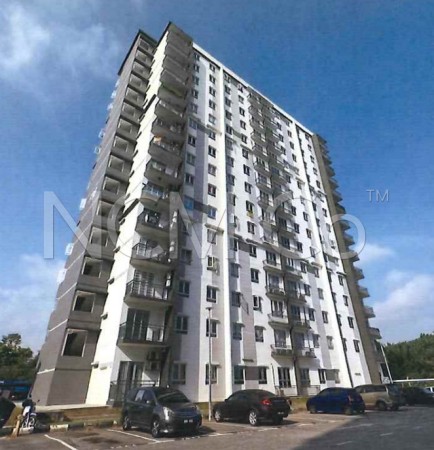 Apartment for Auction