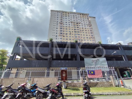 Serviced Residence For Auction at Serdang Skyvillas
