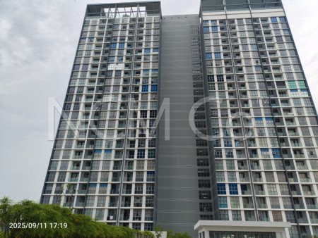 Condo For Auction at Lakefront Residence
