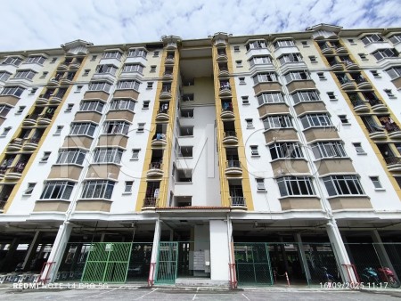 Apartment For Auction at Pangsapuri Villamas