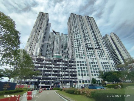 Serviced Residence For Auction at D'Summit Residence