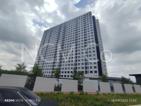 Condo For Auction at Armani Residence Sg Long