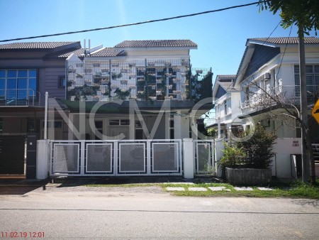 Semi D For Auction at Bandar Saujana Putra