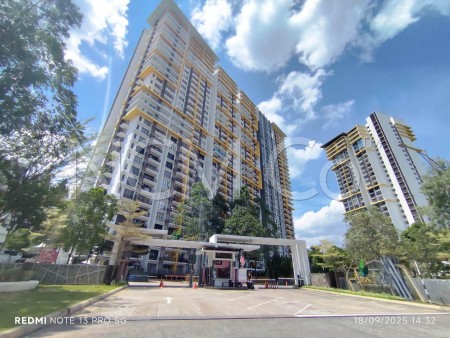 Condo For Auction at Oasis 2 Residence