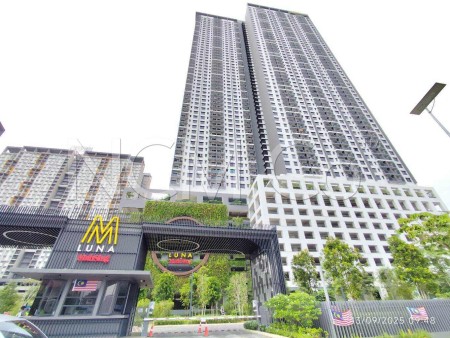 Serviced Residence For Auction at M Luna