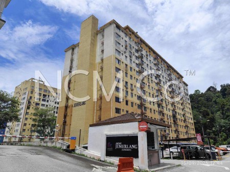 Apartment For Auction at Jemerlang Apartment @ Selayang Heights