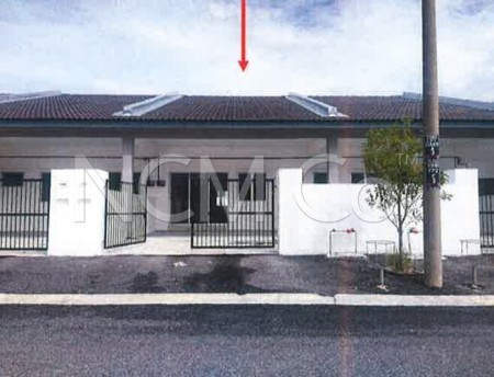 Terrace House For Auction at Bidor