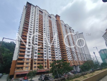 Apartment For Auction at Flora Damansara Apartment
