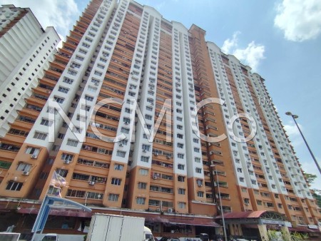 Apartment For Auction at Flora Damansara Apartment