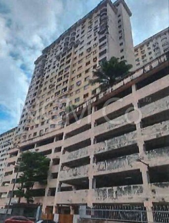 Apartment For Auction at Serdang Skyvillas