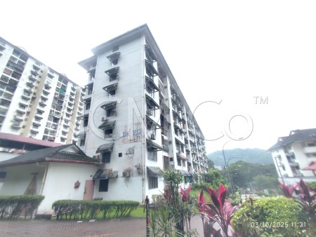 Apartment For Auction at Desa View Towers