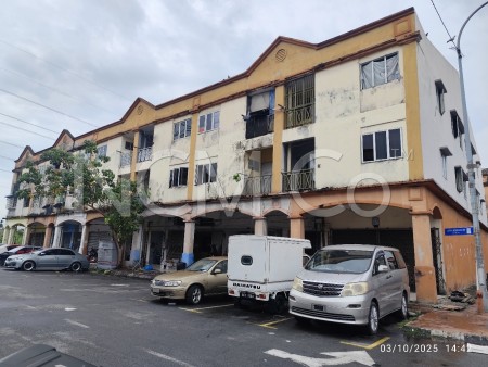 Apartment For Auction at Taman Saujana Jati
