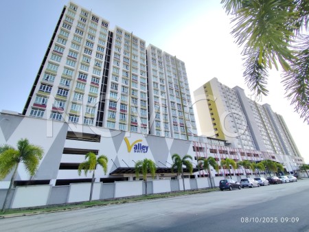 Apartment For Auction at Valley Suite Apartment @ Mahkota Valley