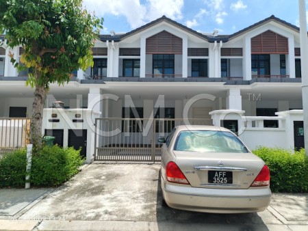Terrace House For Auction at Cradleton @ Eco Majestic
