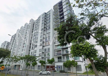 Apartment for Auction
