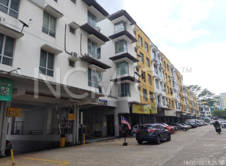 Serviced Residence For Auction at 162 Residency