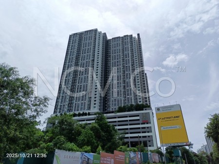 Serviced Residence For Auction at M Oscar