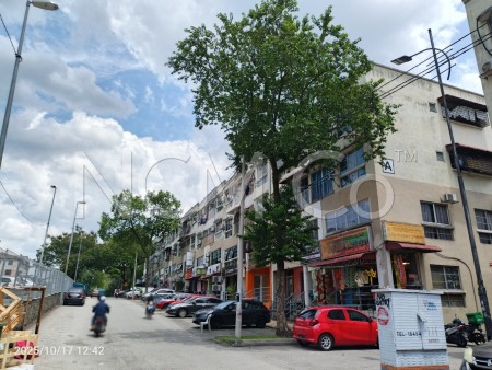 Apartment For Auction at Plaza Suria