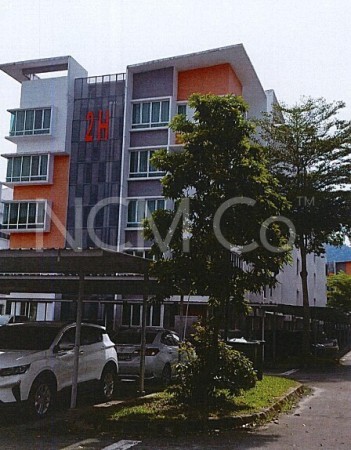 Apartment For Auction at University Utama Condominium