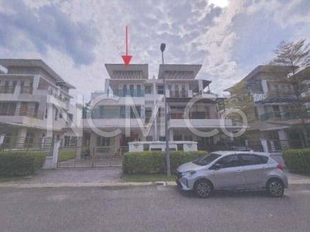 Semi D For Auction at Regency Parc