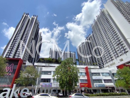 Serviced Residence For Auction at Lakeville Residence