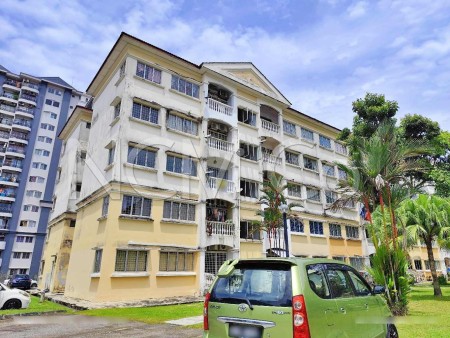 Apartment For Auction at Sri Cassia