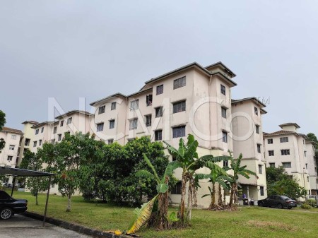 Apartment For Auction at Azalea Court