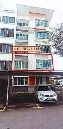 Apartment For Auction at University Utama Condominium