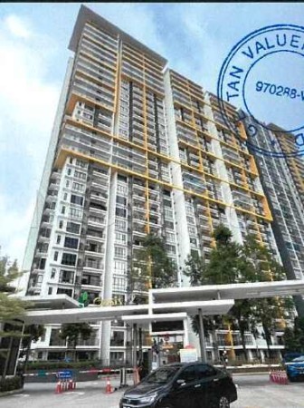 Condo For Auction at Oasis 2 Residence