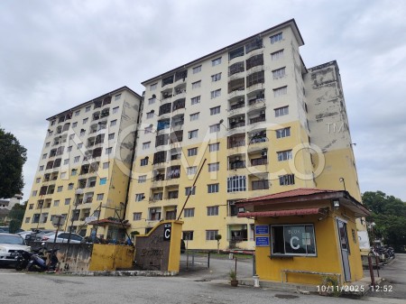 Apartment For Auction at Ria Prima