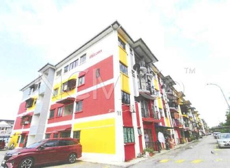 Apartment For Auction at Apartment Perepat Permai