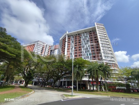 SOHO For Auction at Suria Jelutong